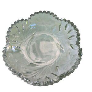 Vintage Lead Crystal Etched Wheel Cut Daisies Cut Glass Leaf Trinket Candy Dish